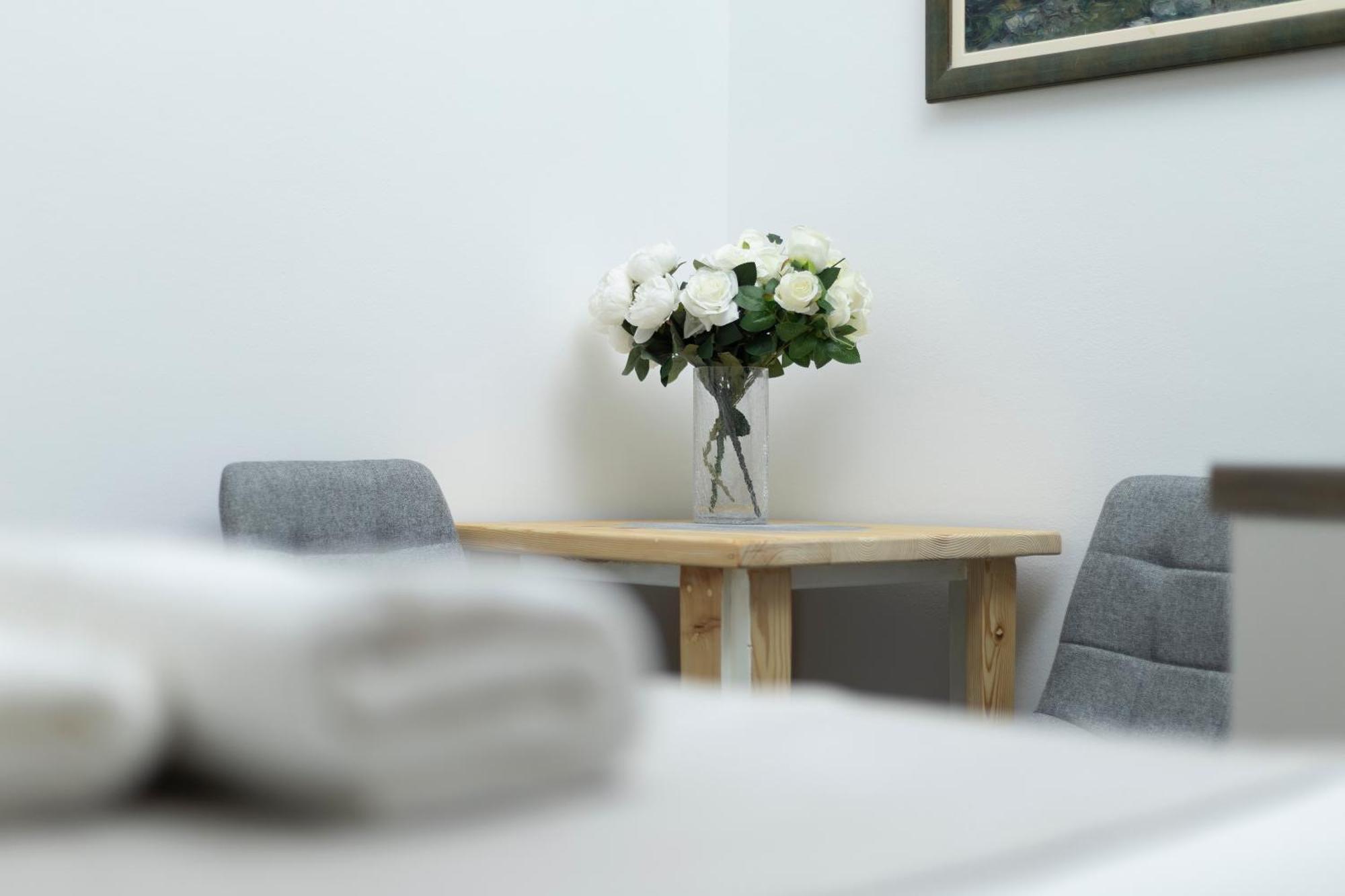 Split Varos Inn Eksteriør billede